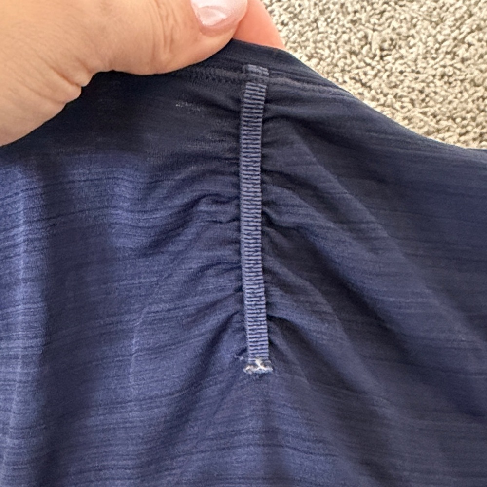 Athleta Women's Dark Blue top - Picture 4 of 4